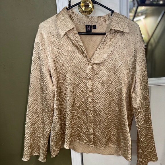 Milano Gold Puckered Pattern Button Down Blouse - Picture 2 of 5